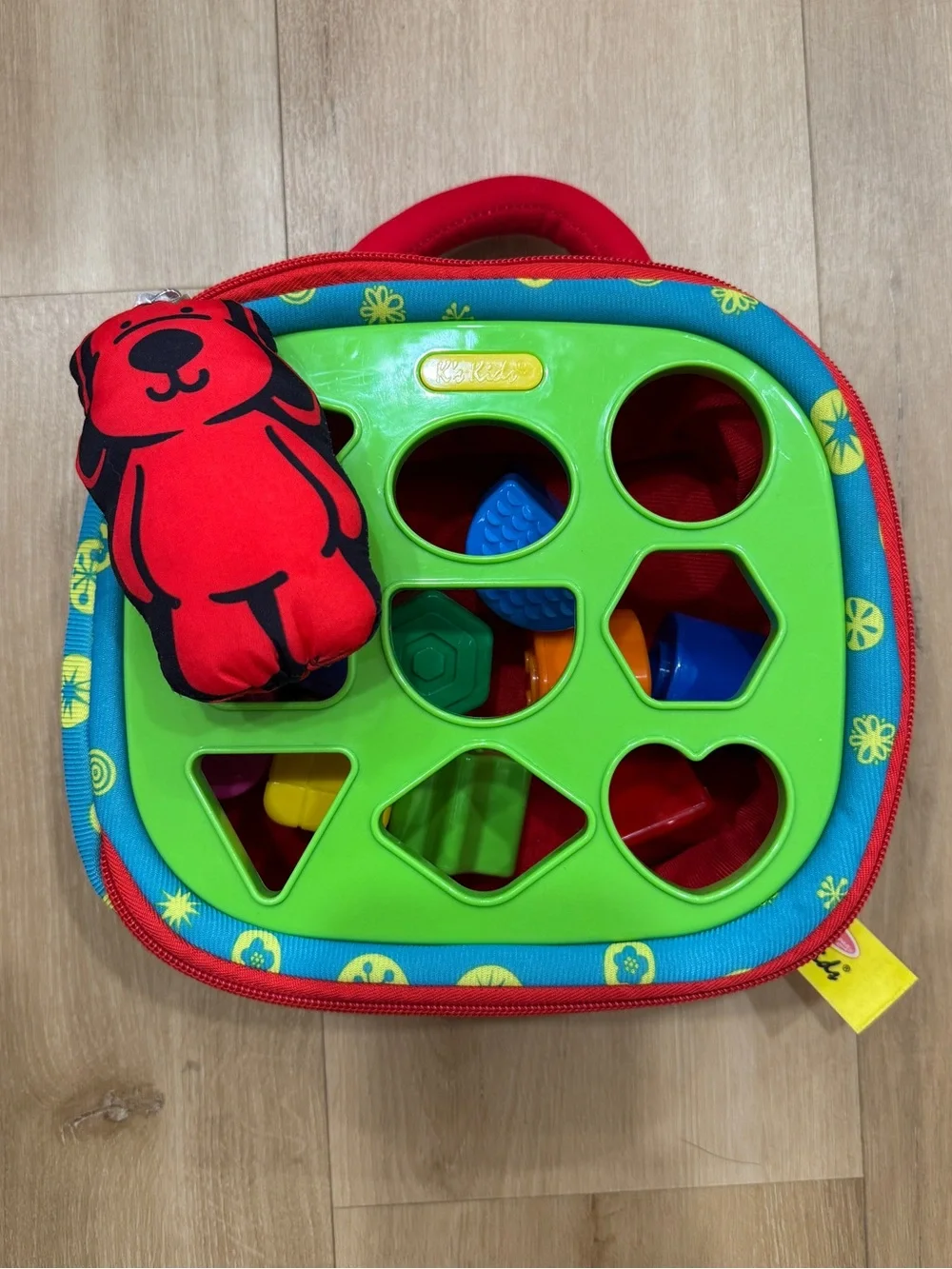 Melissa & Doug bright red
